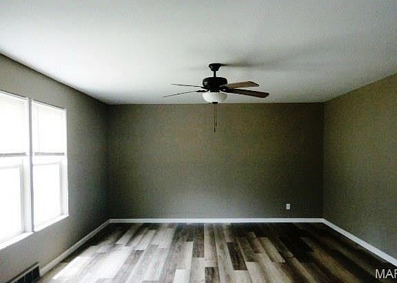 4th image of 26 Capitol Hill Dr