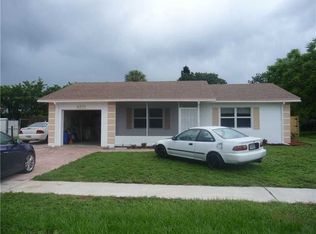 9371 Southampton Pl, Boca Raton, FL 33434