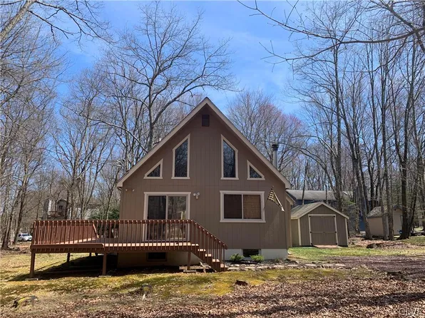 22 Hugo Dr, Albrightsville, PA 18210