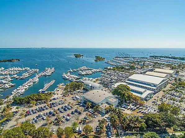 2627 Bayshore Dr #2205, Miami, FL 33133