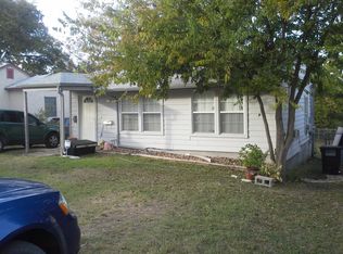 1825 W Hermosa Dr, San Antonio, TX 78201