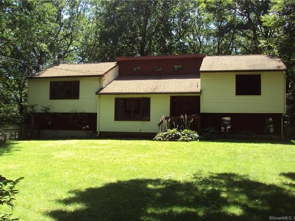 35 Cosgrove Road, Willington, CT 06279
