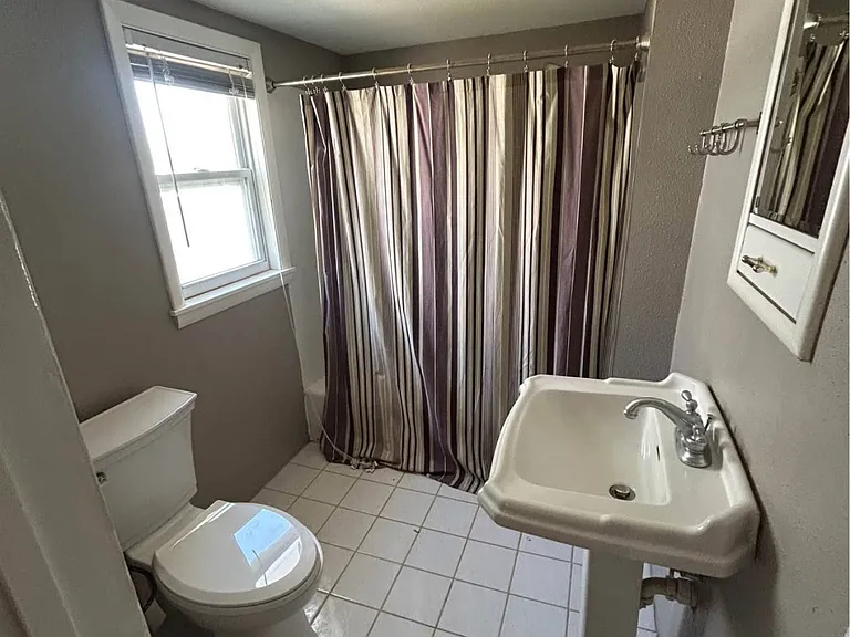 1710 Story St — Photo 18