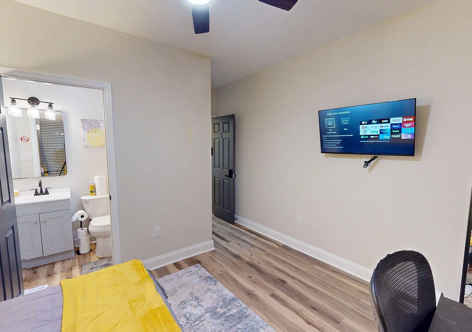 4 bed, 5.0 bath, 1700 sqft, $1,161 — Photo 3