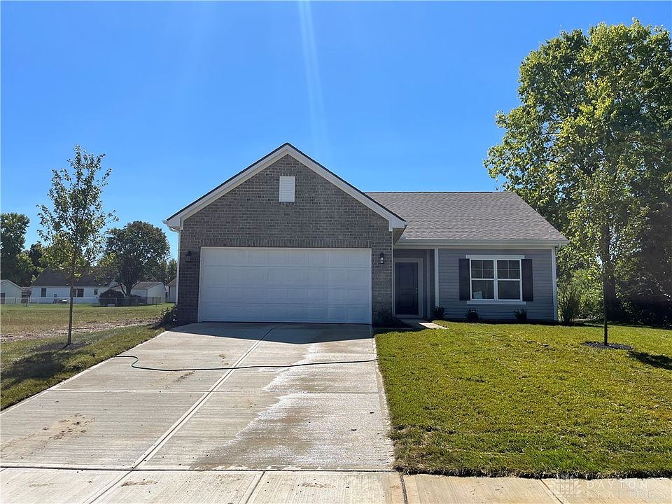 1st image of 128 Clarett Ct