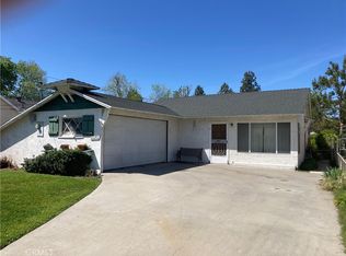 25253 De Wolfe Rd, Santa Clarita, CA 91321