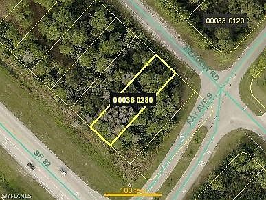 2nd image of 552 Meadow Rd