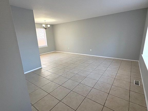 5th image of 108 Aspen Ct