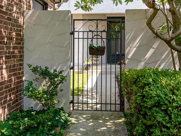 4th image of 5180 Willow Grove Pl S