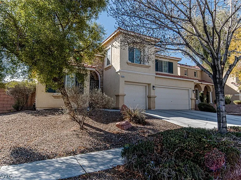 6545 Black Oaks St — Photo 2