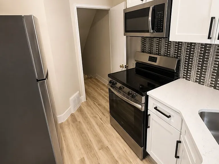 314 Sheffield Ave — Photo 7