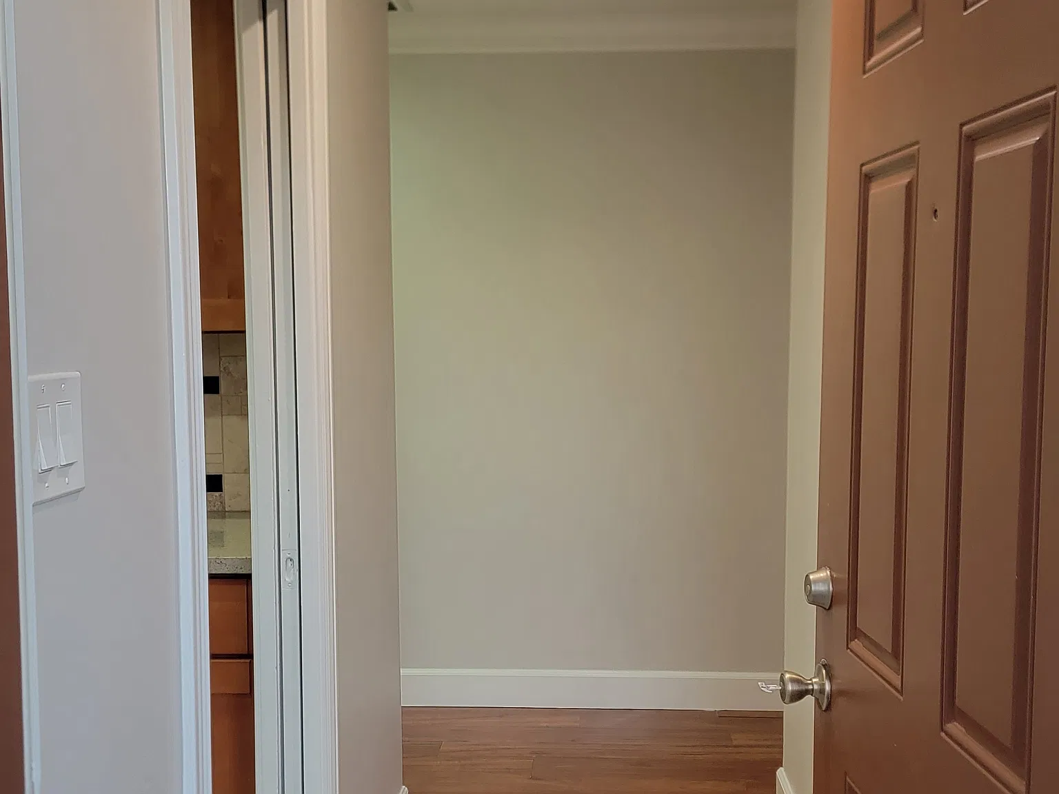 3 bed, 1253 sqft, $3,750 — Photo 3