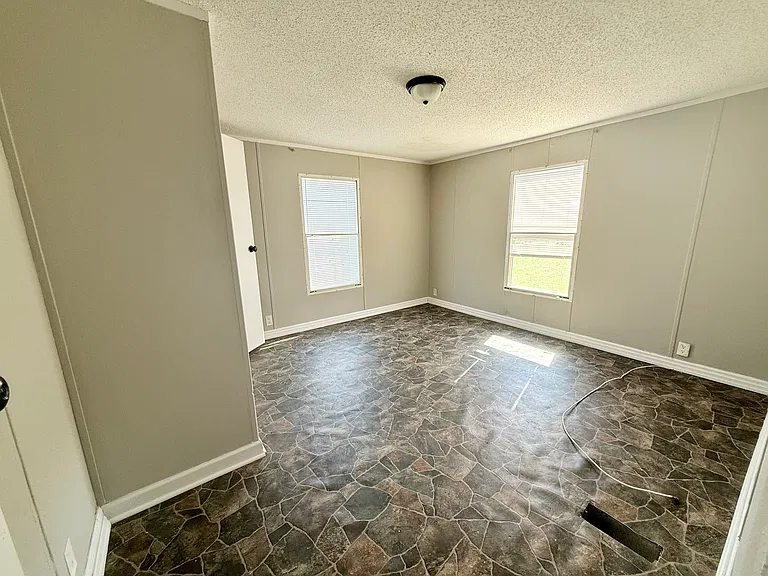 6021 Double R Cir — Photo 6