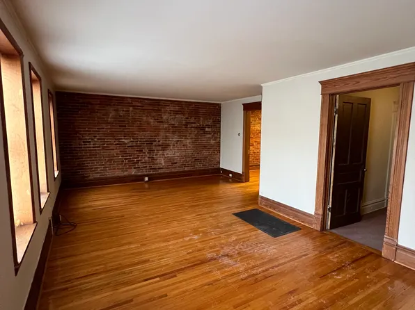 121 W Madison St #2, Gibsonburg, OH 43431