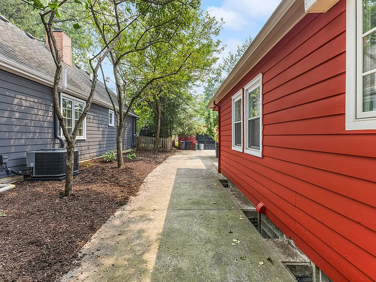 123 W Clearview Ave — Photo 43