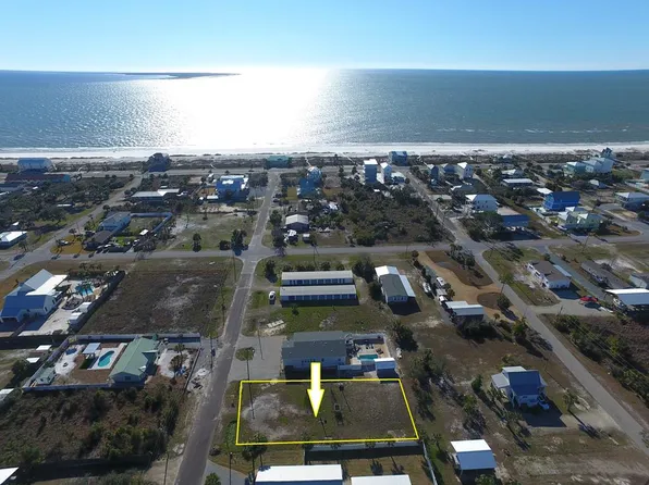 235 Desoto St, Pt Saint Joe, FL 32456
