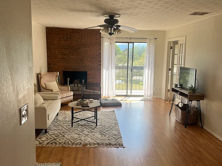 961 Lakeside Dr #308 — Photo 1