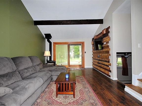 2nd image of 5056 Hampton Dr