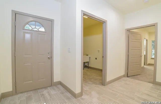 222 E Lindbergh Blvd — Photo 25