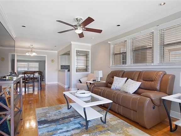 3rd image of 221 N Bengal Rd