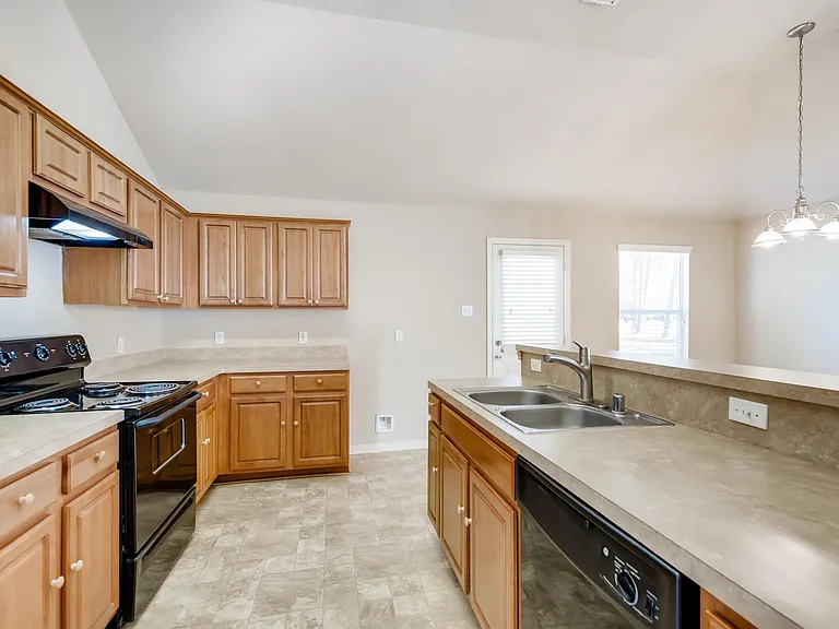1642 S Diamondhead Blvd — Photo 7