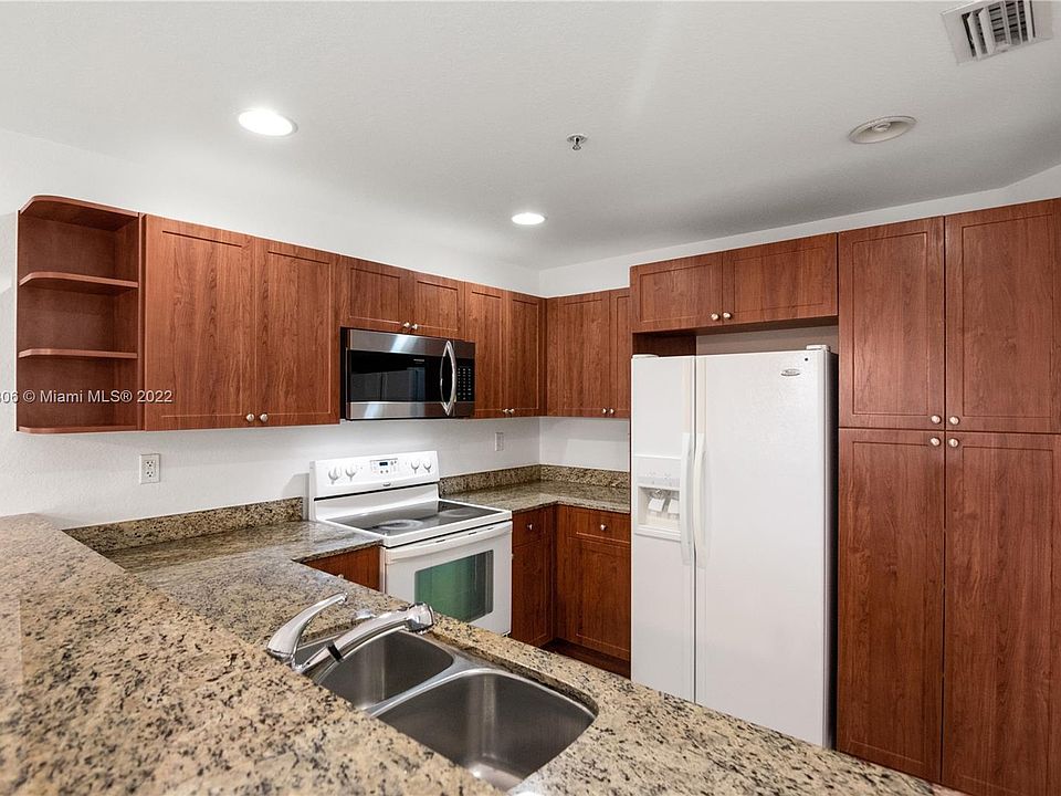 1st image of 10805 NW 89th Ter