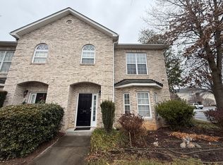 374 Summergate Dr, Winston Salem, NC 27103