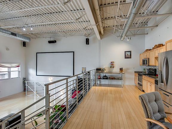 4th image of 309 Church St APT 609