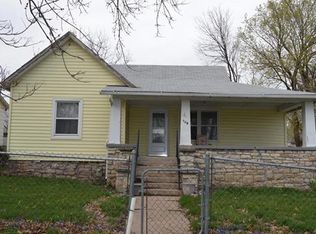 140 Pacific Ave, Osawatomie, KS 66064