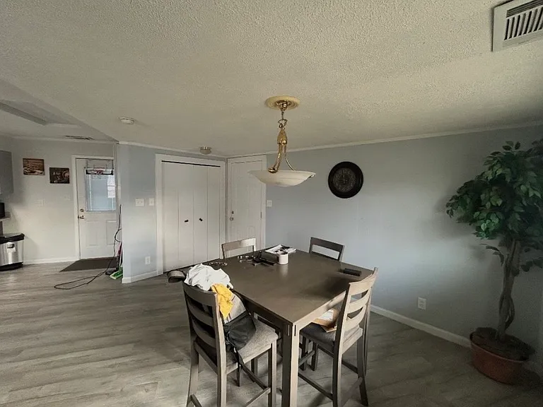 4 Rockland Dr — Photo 9
