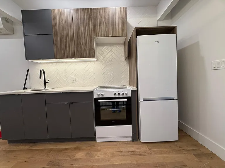 156 Martense St #1N — Photo 14