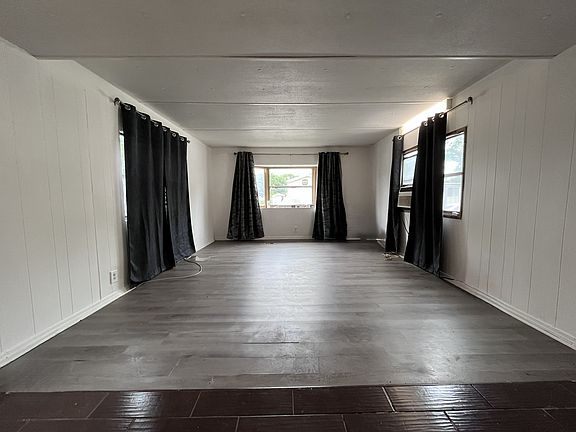 3rd image of 4886 Dunhill Rd #285
