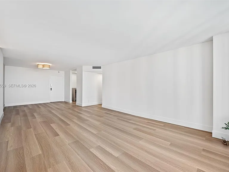 18151 NE 31st Ct #1714 — Photo 5