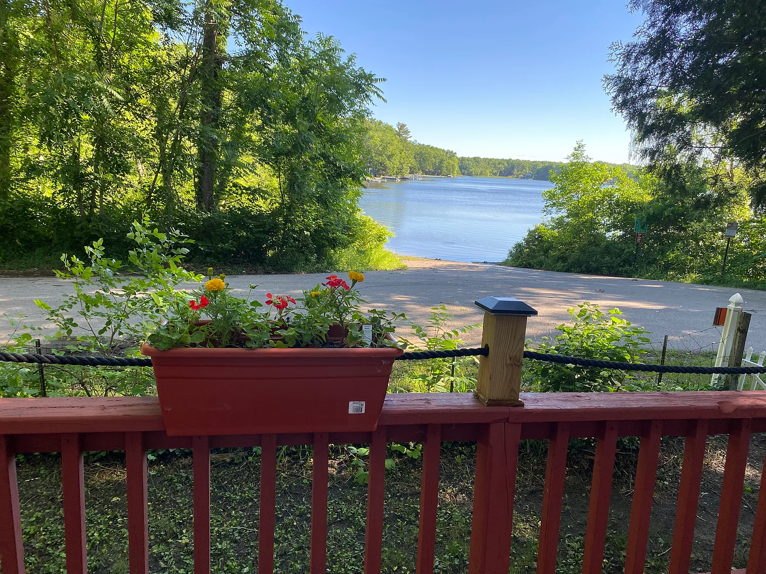 2 bed, 1824 sqft, $1,300 — Photo 4