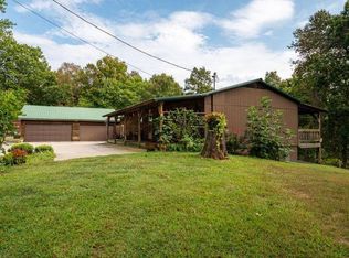 181 Casey Branch Rd, Burkesville, KY 42717