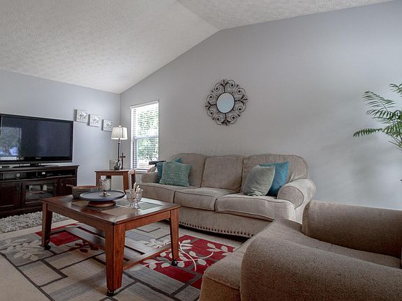 3rd image of 3893 Deer Knoll Dr