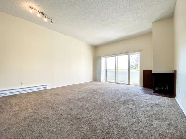 Market Street Apartments 2 bedroom 2 bath, 804 Market St APT D, Kirkland, WA 98033