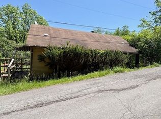 1611 Crawford Rd, Imperial, PA 15126