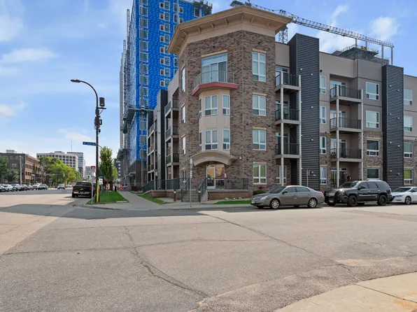 2600 University Ave SE APT 103, Minneapolis, MN 55414
