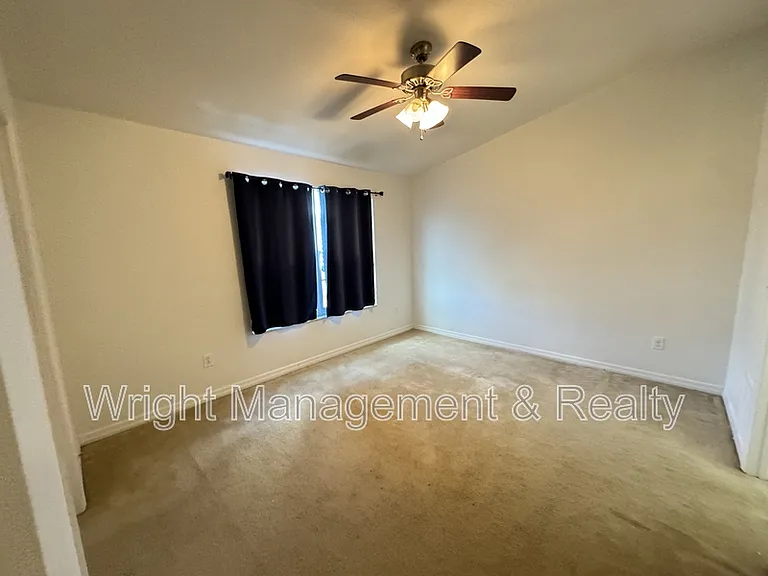 4658 69th Pl N — Photo 9