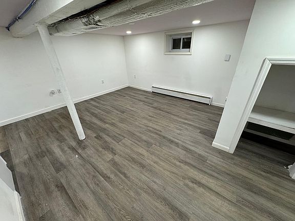 5th image of 209 21st St Floor Basement