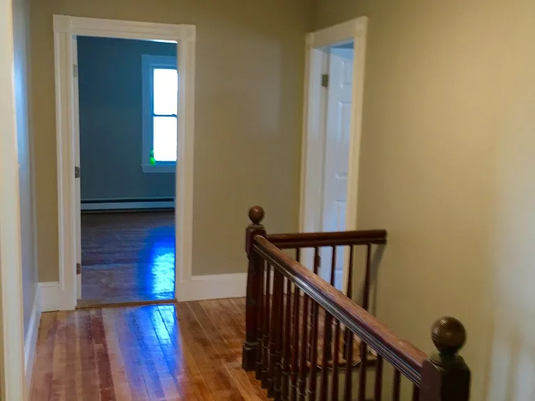 31-33 Pleasant Park Rd — Photo 6