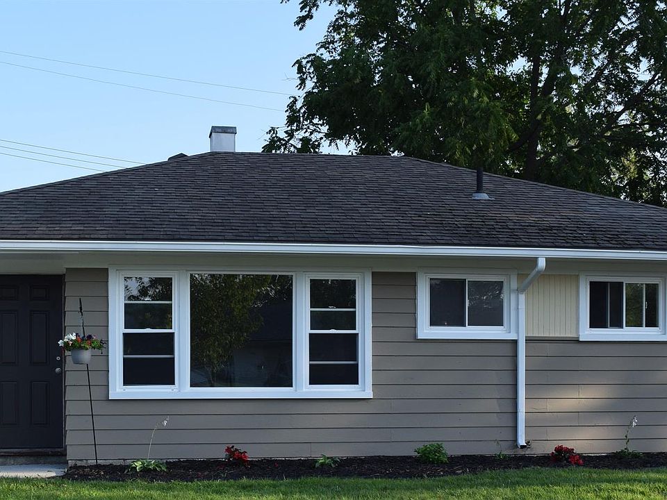 1st image of 29493 Alvin St