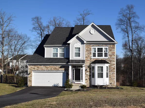179 Rippling Waters Way, Falling Waters, WV 25419