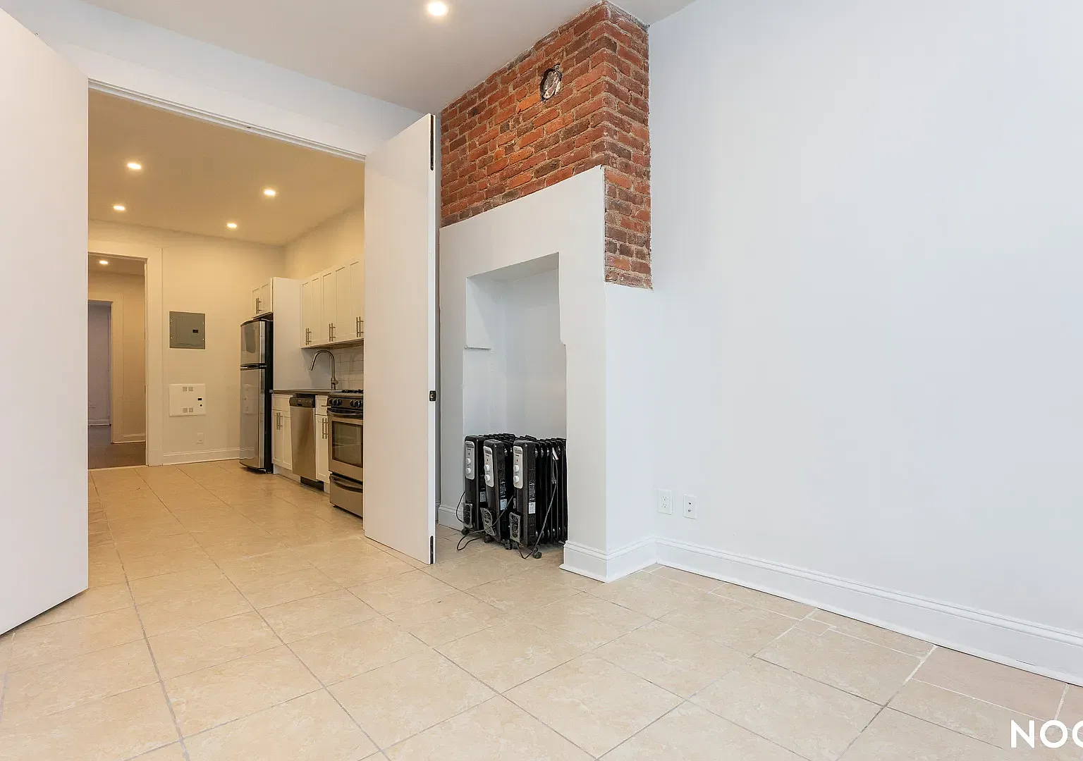 59 Wilson Avenue — Photo 4