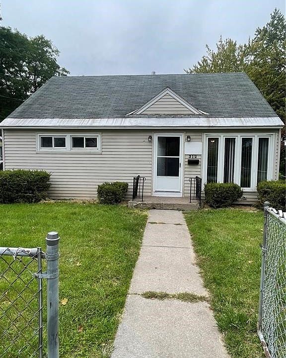 1st image of 312 Bruce St