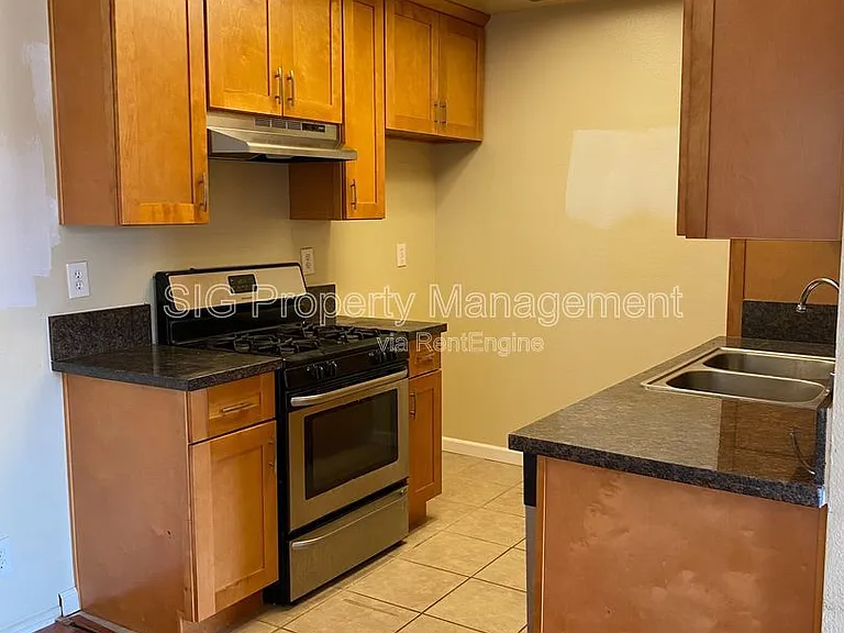 1441 N Edison Blvd #C — Photo 9