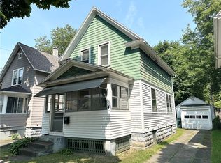 4 Caves Pl, Rochester, NY 14609