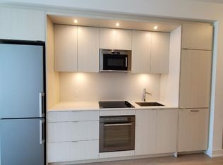 30 Inn On The Park Dr #218, Toronto, ON M3C 0P7