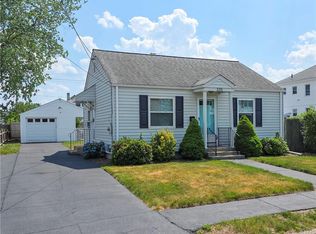 335 Evergreen St, Pawtucket, RI 02861